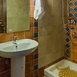 מלון Mikri Arktos Eláti
