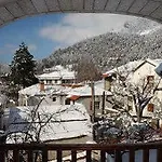 Hotel Mikri Arktos Elati (Trikala)