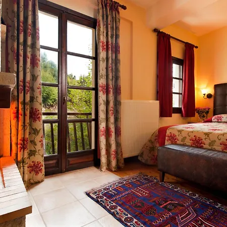 Hotel Mikri Arktos Eláti