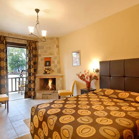 Mikri Arktos ホテル 2*