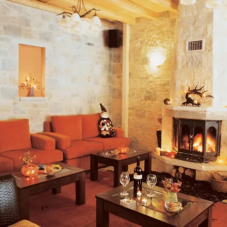 Hotel Mikri Arktos 2*