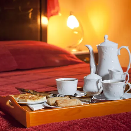 Mikri Arktos 2* Eláti