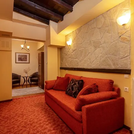 Mikri Arktos Hotel 2*