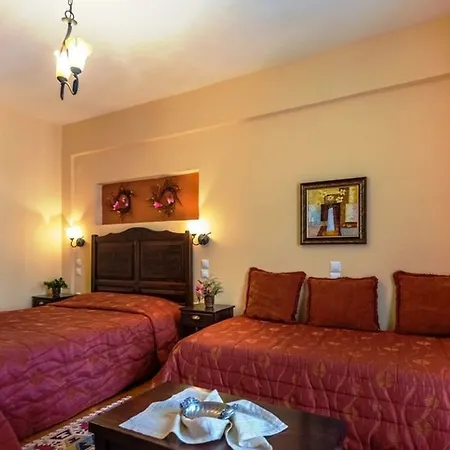 Mikri Arktos Hotel Eláti