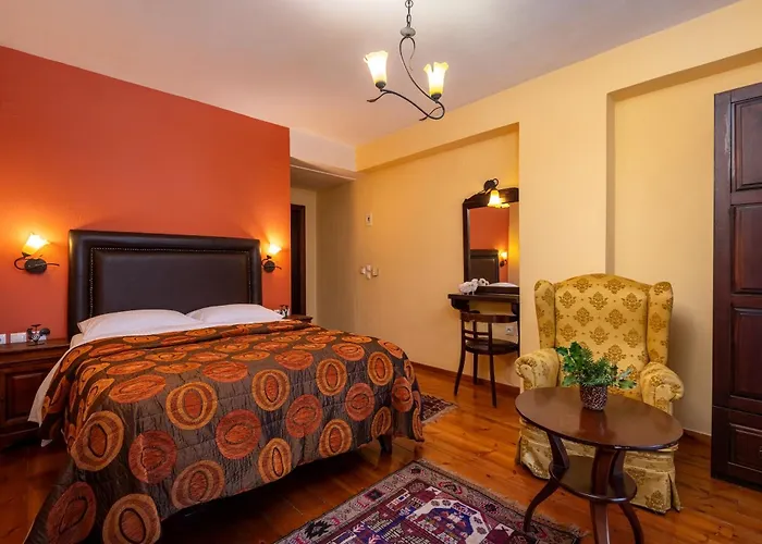 Mikri Arktos Hotel 2*