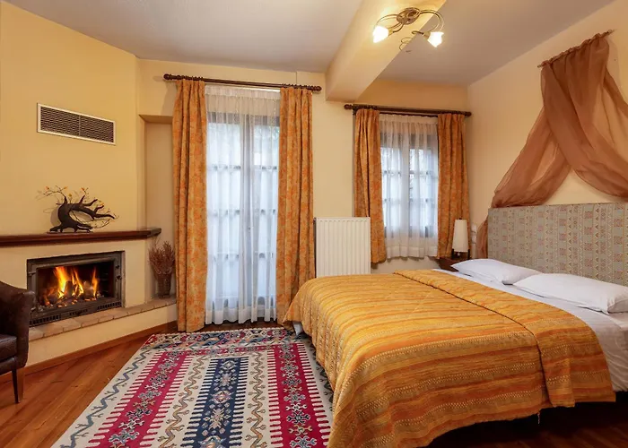 Mikri Arktos Hotel Eláti